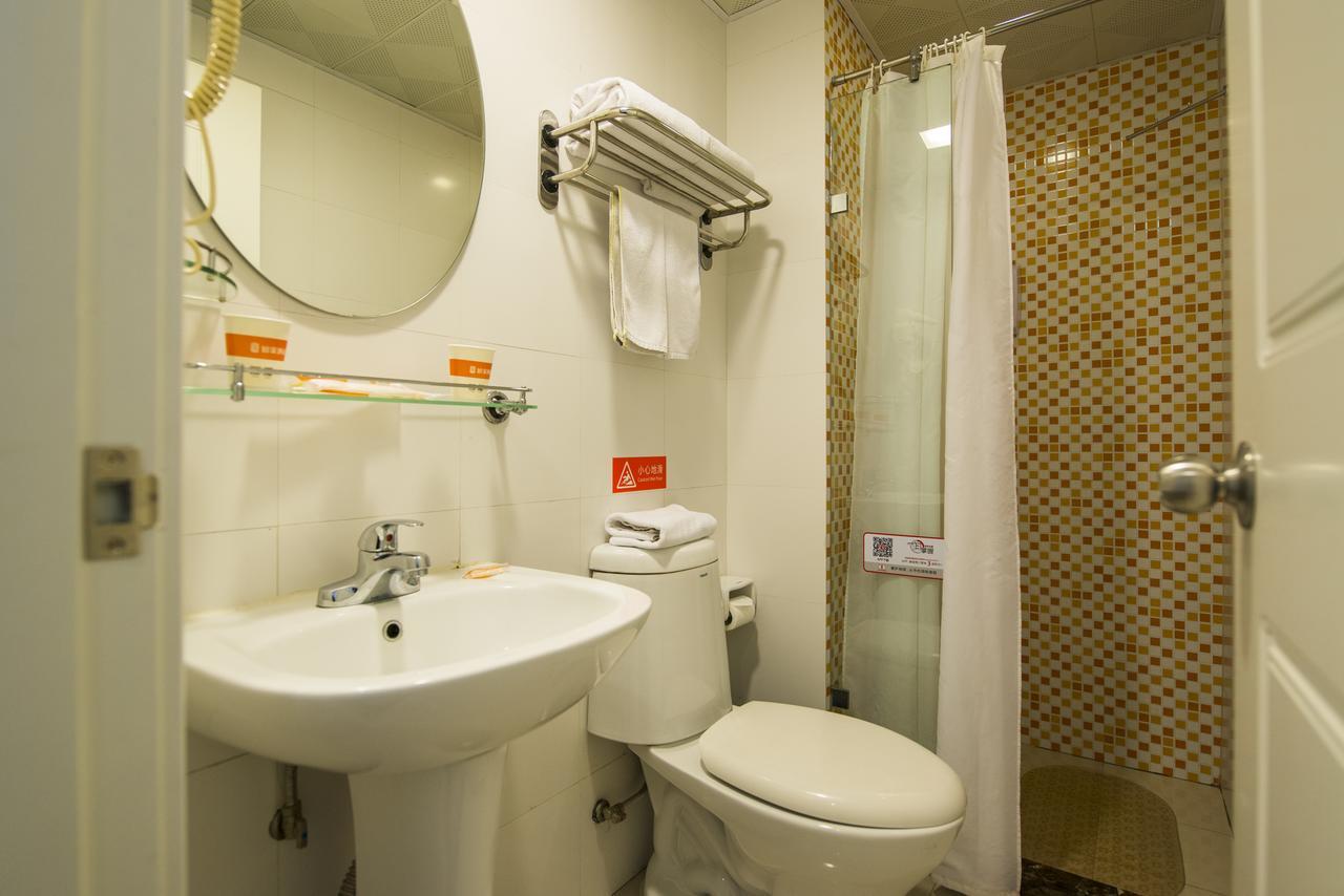 Home Inn Shanghai Daning International Guangzhong Road Circus City Xangai Exterior foto