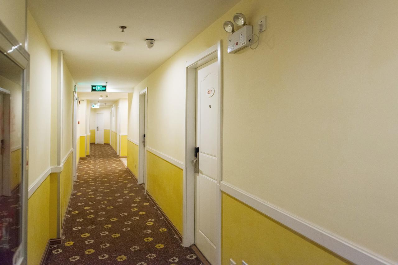 Home Inn Shanghai Daning International Guangzhong Road Circus City Xangai Exterior foto